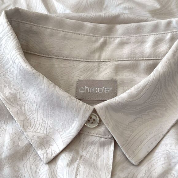 Chico's Size Medium Paisley Button-Up Blouse - Picture 6 of 8